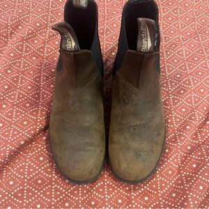 Blundstone brown leather boot - size 9